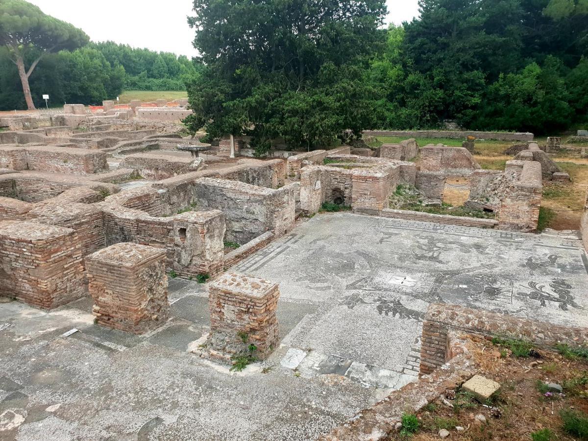 La Casa Nel Castello Villa Ostia Antica Luaran gambar